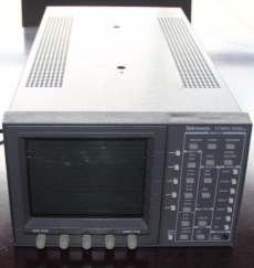 Moniteur Vecteurscope Tektronix 1751 PAL - Pour Analyse Vidéo - Occasion États-Unis